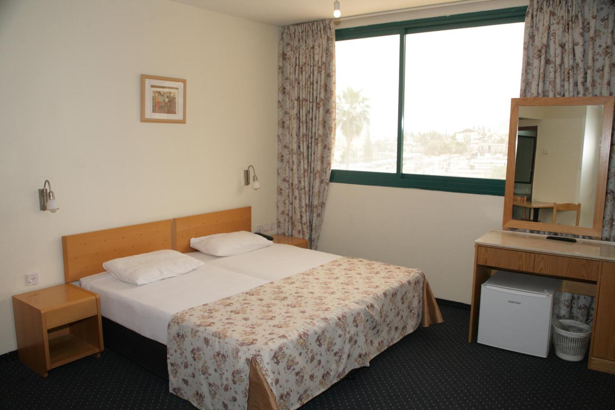 Hotel & Museum Dona Gracia Τιβεριάδα Δωμάτιο φωτογραφία