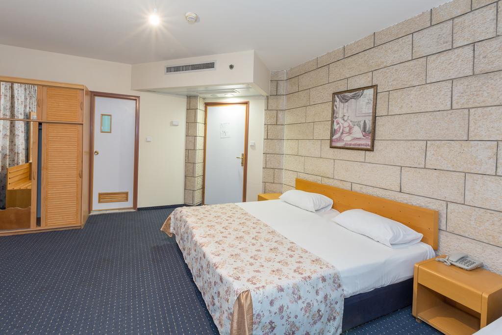 Hotel & Museum Dona Gracia Τιβεριάδα Εξωτερικό φωτογραφία