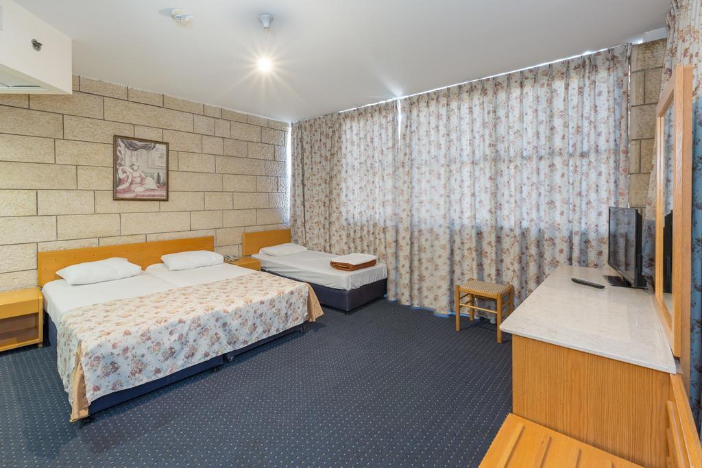 Hotel & Museum Dona Gracia Τιβεριάδα Εξωτερικό φωτογραφία